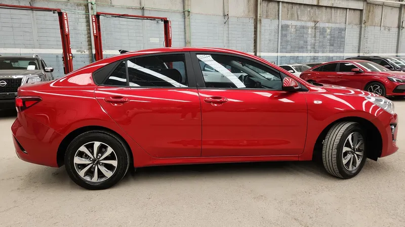 Kia Rio Sedan 2023