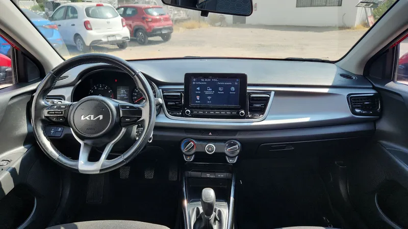 Kia Rio Sedan 2023