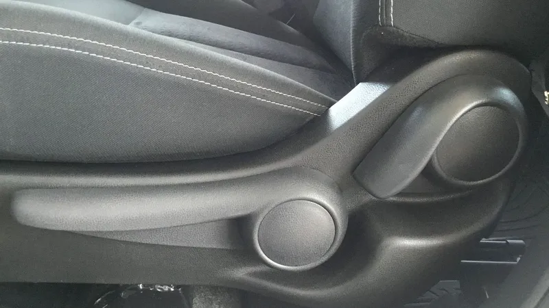Nissan March 2023