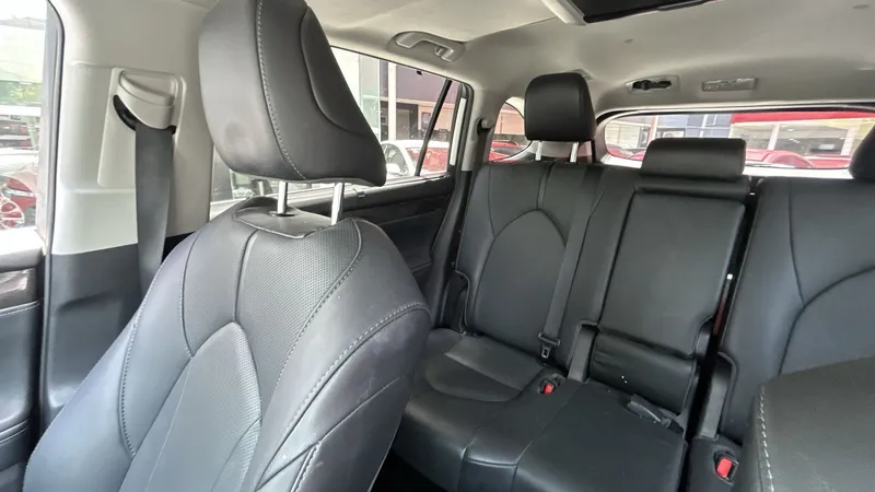 Toyota Highlander 2021