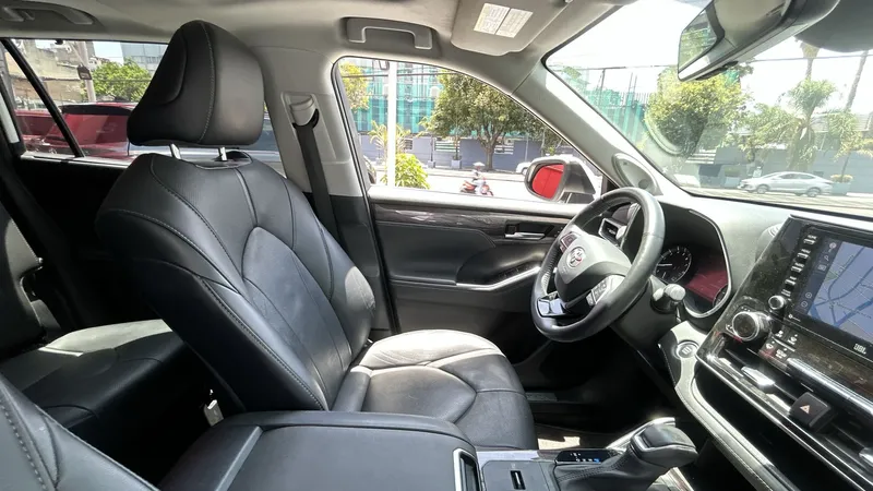 Toyota Highlander 2021