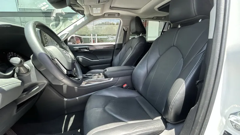 Toyota Highlander 2021
