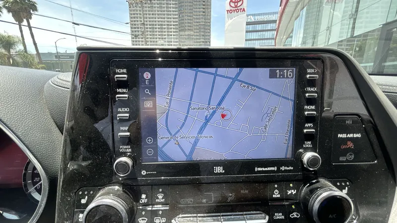 Toyota Highlander 2021