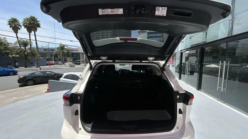 Toyota Highlander 2021