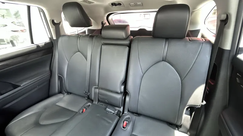 Toyota Highlander 2021