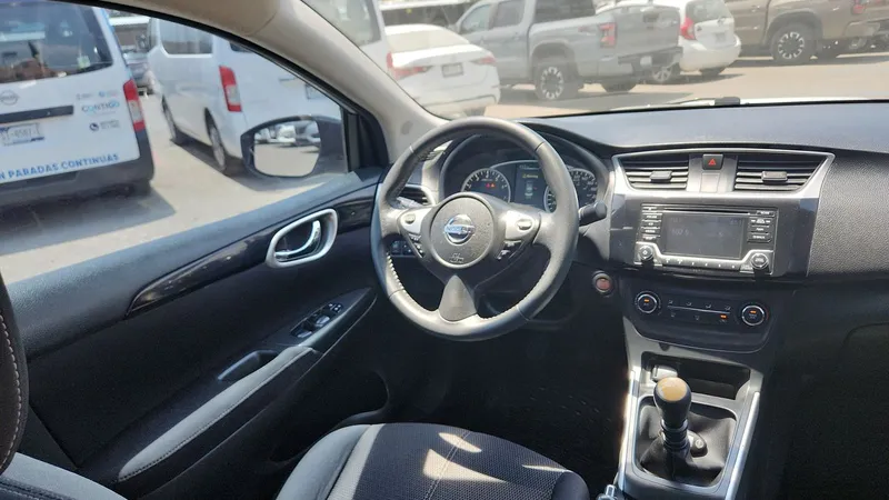 Nissan Sentra 2017