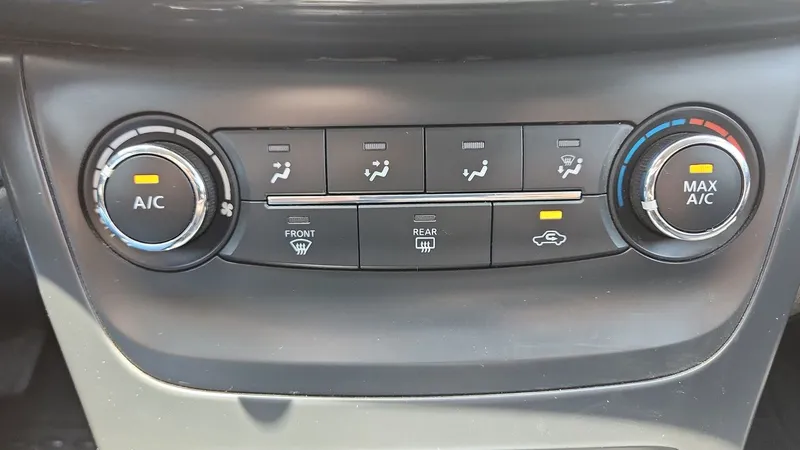 Nissan Sentra 2017