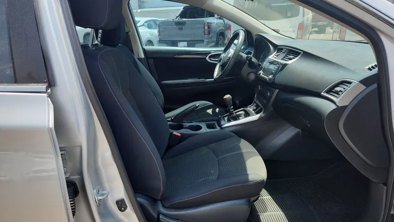 Nissan Sentra 2017