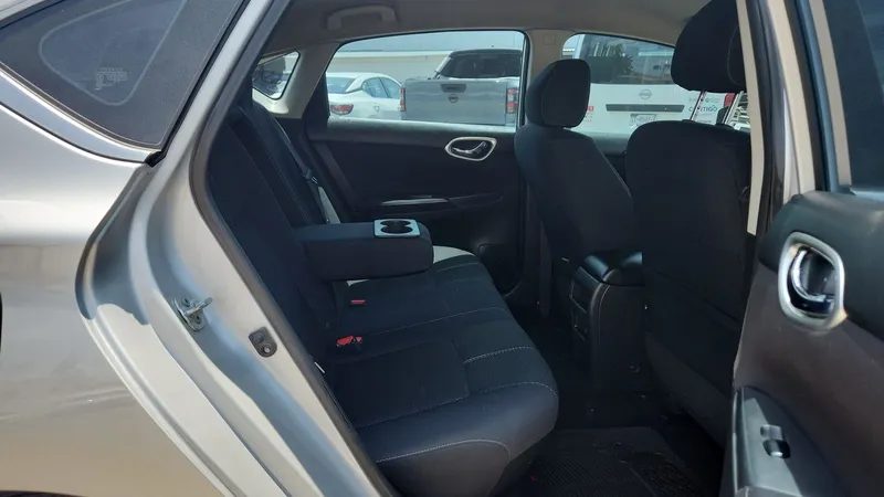 Nissan Sentra 2017