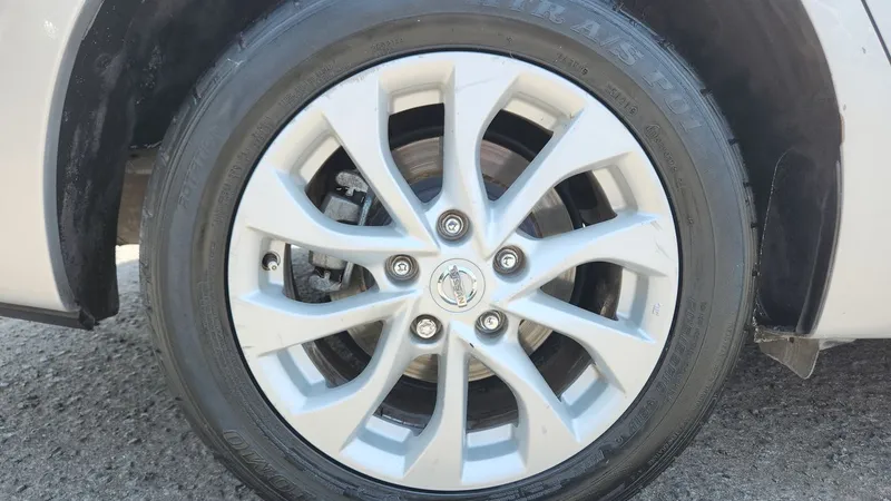 Nissan Sentra 2017
