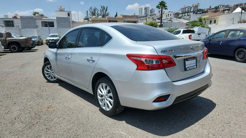 Nissan Sentra 2017