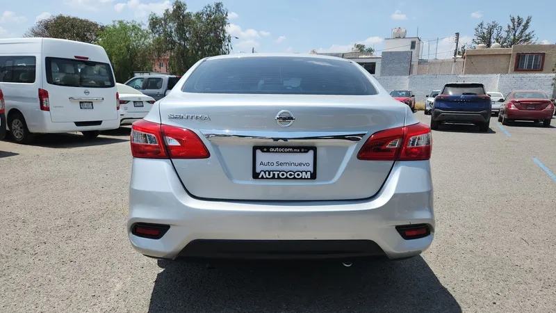 Nissan Sentra 2017