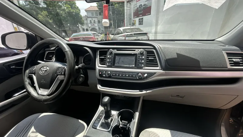 Toyota Highlander 2018