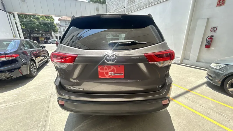 Toyota Highlander 2018