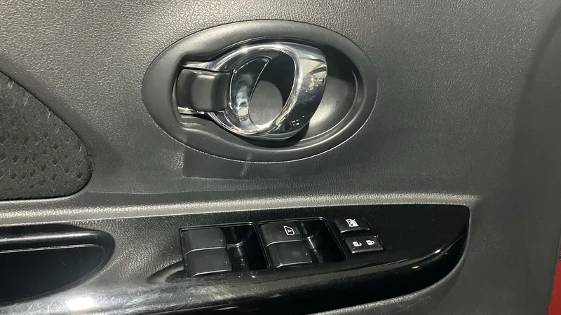 Nissan March 2022