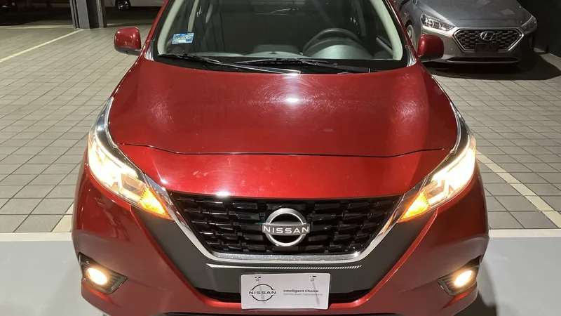 Nissan March 2022