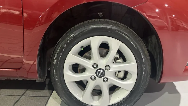 Nissan March 2022