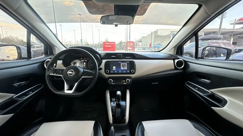 Nissan Versa 2023