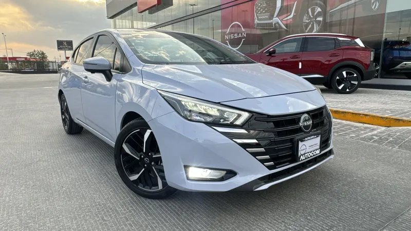 Nissan Versa 2023