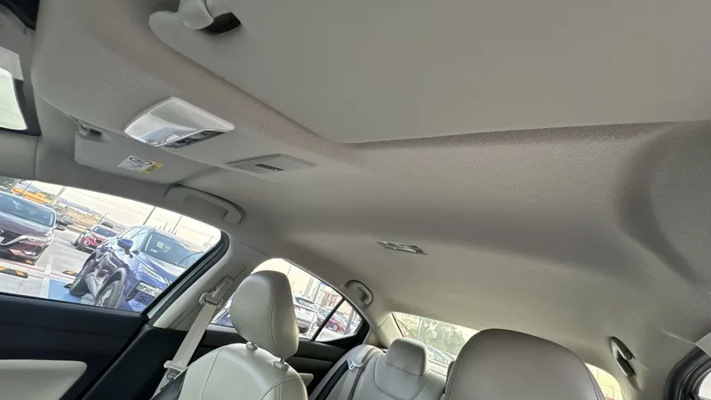 Nissan Versa 2023