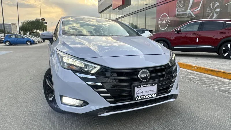 Nissan Versa 2023