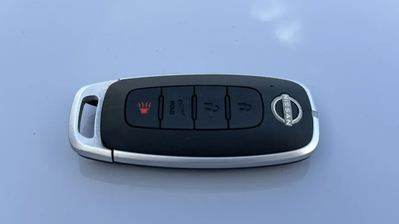 Nissan Versa 2023