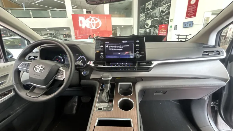 Toyota Sienna 2021