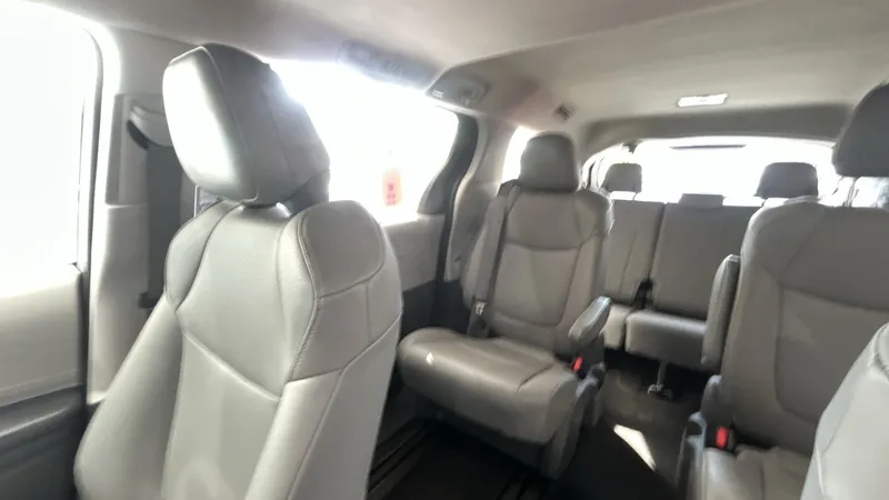 Toyota Sienna 2021