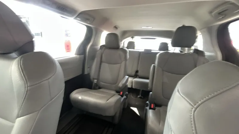 Toyota Sienna 2021