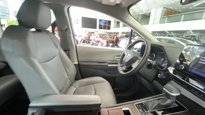 Toyota Sienna 2021