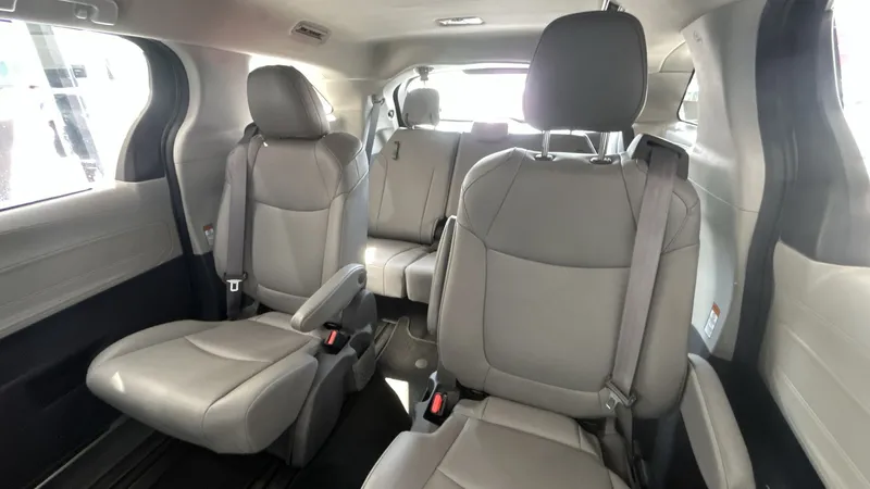 Toyota Sienna 2021