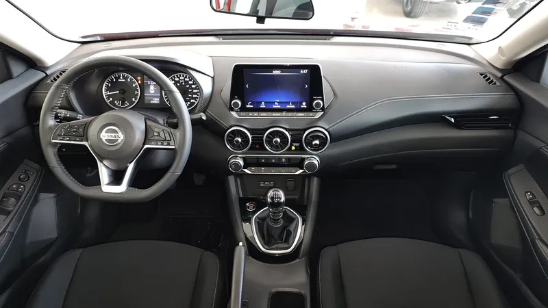 Nissan Sentra 2023