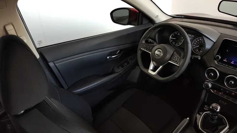 Nissan Sentra 2023