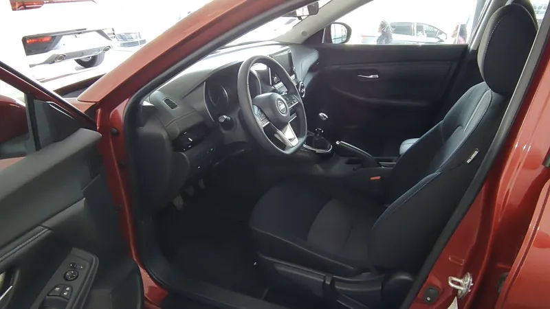 Nissan Sentra 2023