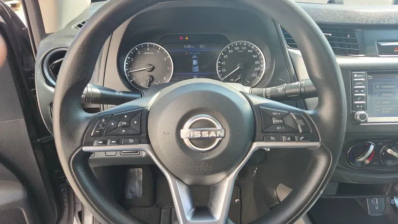 Nissan Frontier 2023
