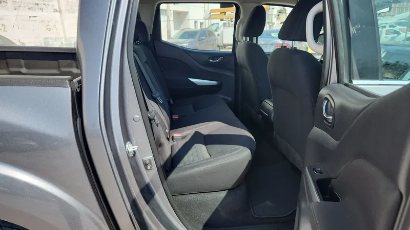 Nissan Frontier 2023
