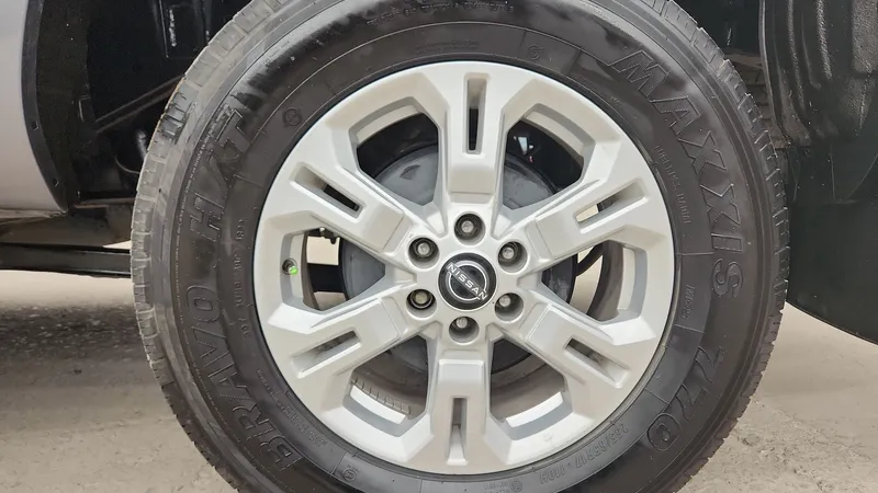 Nissan Frontier 2023