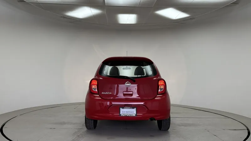 Nissan March 2020