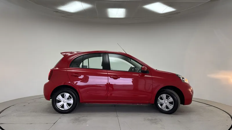 Nissan March 2020