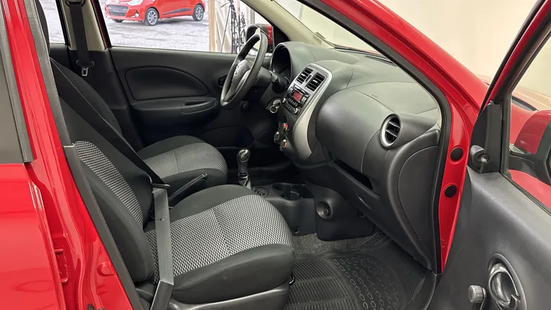 Nissan March 2020