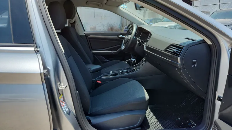 Volkswagen Jetta 2021