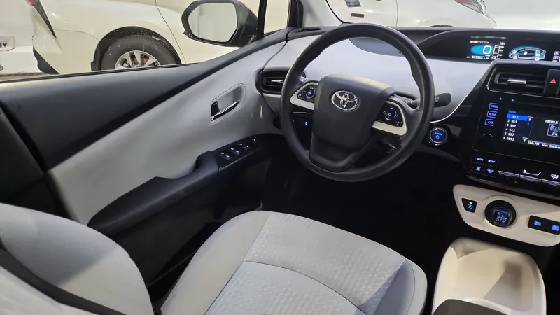Toyota Prius 2017