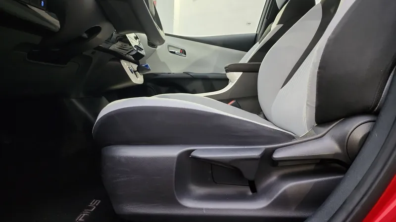 Toyota Prius 2017