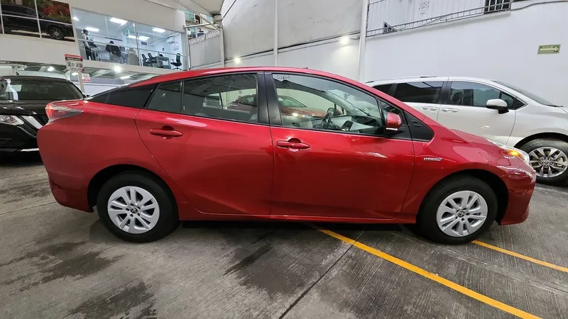 Toyota Prius 2017