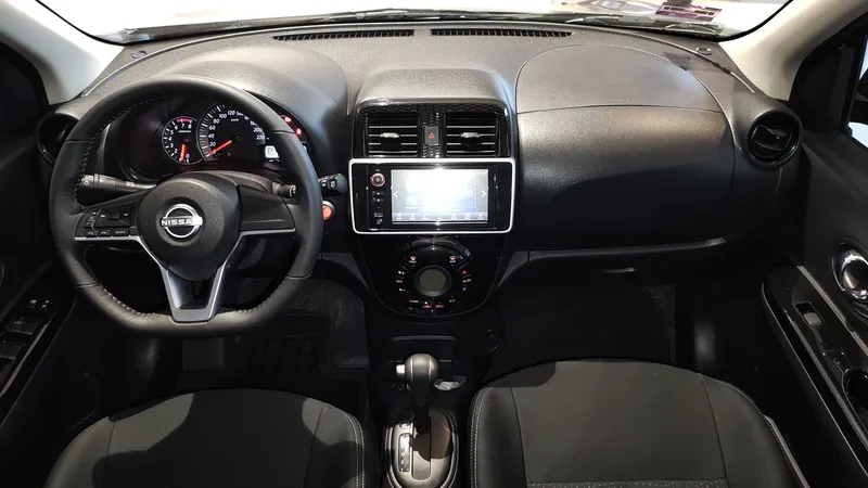 Nissan March 2024