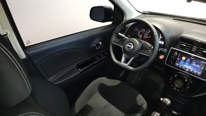 Nissan March 2024