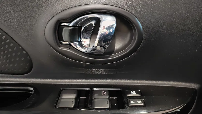 Nissan March 2024