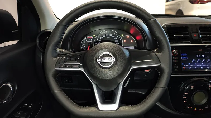 Nissan March 2024
