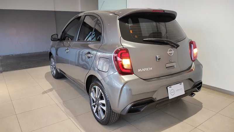 Nissan March 2024