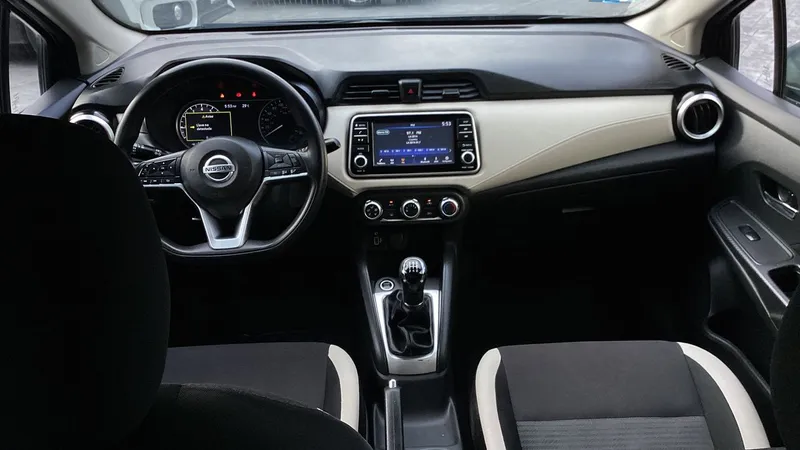 Nissan Versa 2022